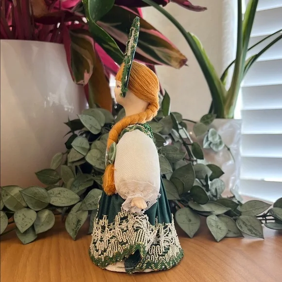 Russian Porcelain Doll EUC - Picture 2 of 11